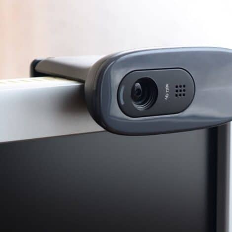 a combo webcam/microphone
